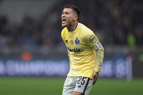 然保持着出 然保持着出