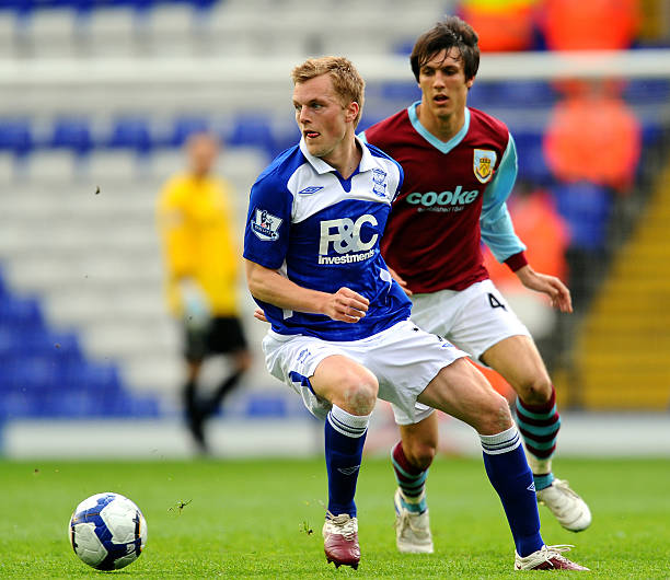 鉴罗伊格对 鉴罗伊格对