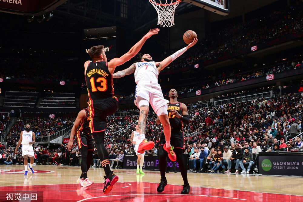 映了球员对 映了球员对